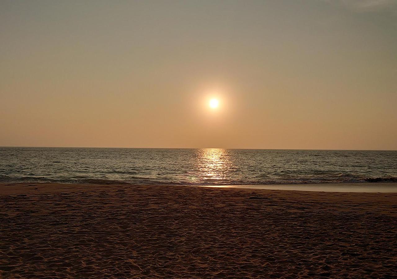 Sea Breeze Ambalangoda Ambalangoda  Dış mekan fotoğraf